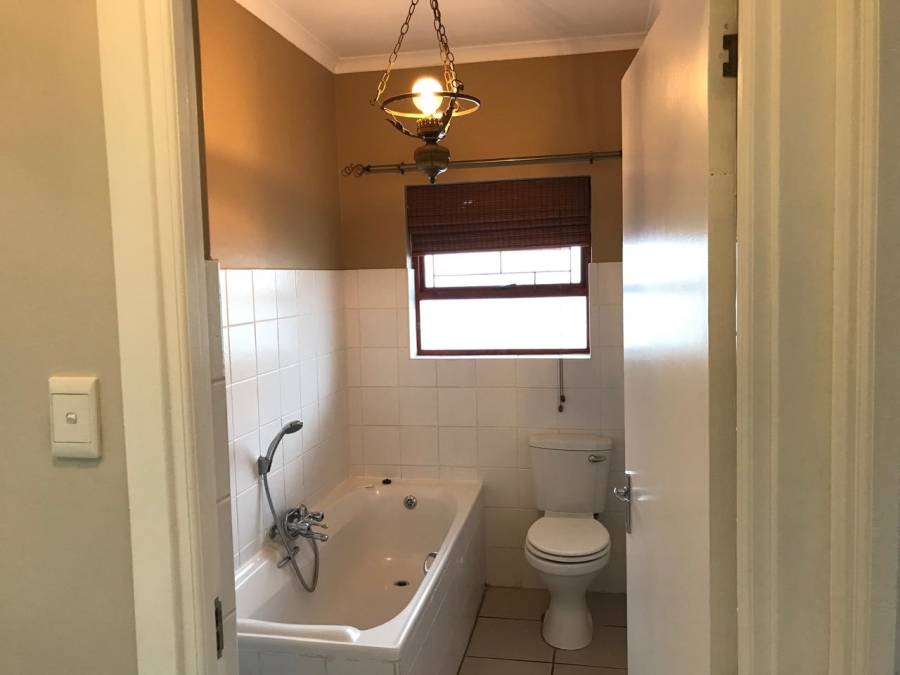 4 Bedroom Property for Sale in King George Park Western Cape